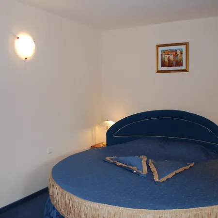 Italia 3* Neszebar
