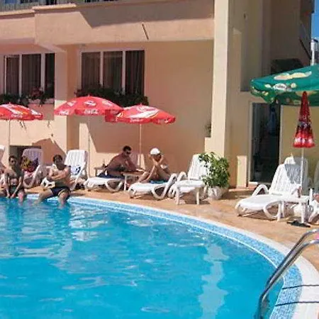 Italia 3* Neszebar