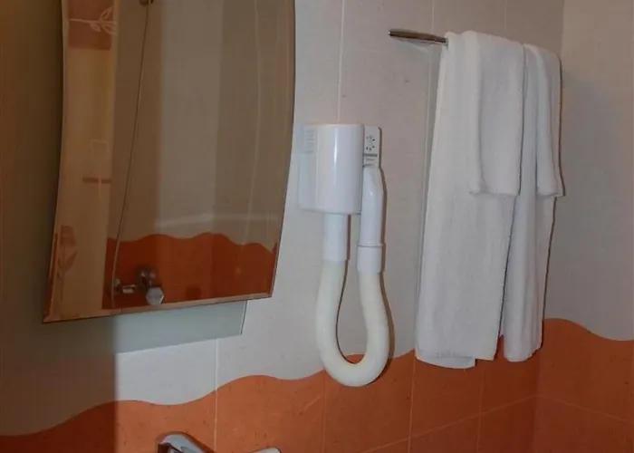 Italia نيسيبار