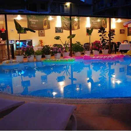 Hotel Italia 3*