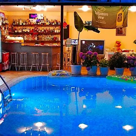Italia Hotel 3*