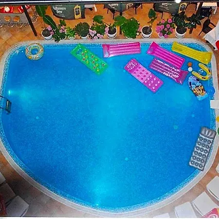 Italia Hotel 3*