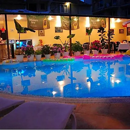 Italia 3* Nesebar